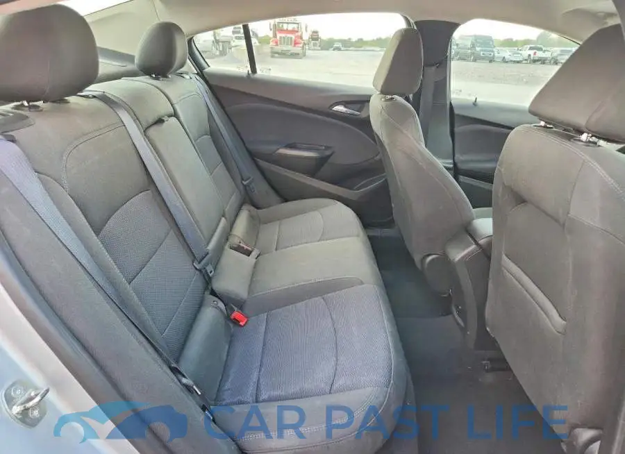 1G1BE5SM5J7197403# 10
