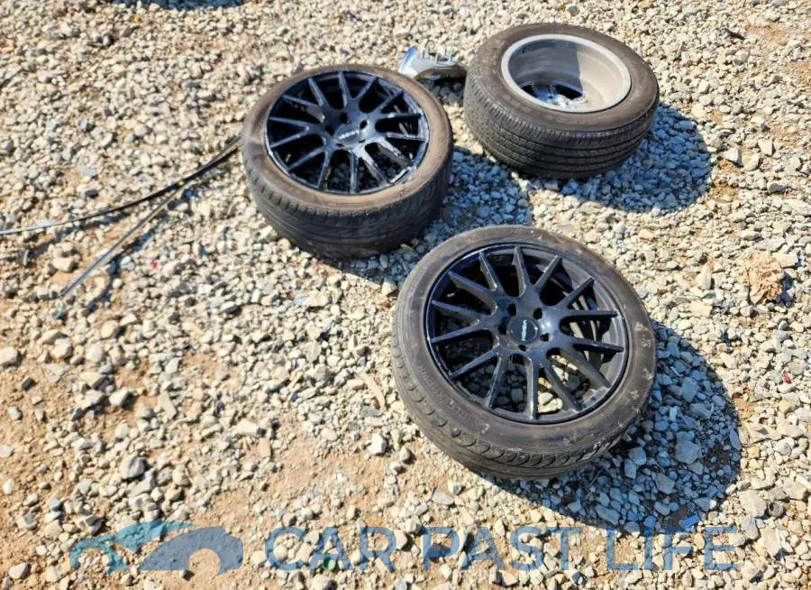 1G1ZB5ST5RF106582# 12