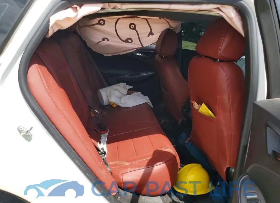 1G1ZD5ST0JF133686# 10