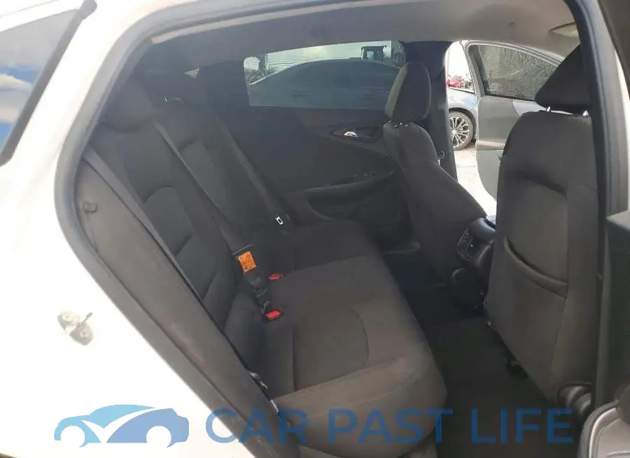 1G1ZD5ST2JF275263# 10