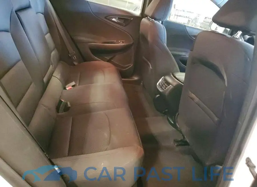1G1ZD5ST6KF216590# 10