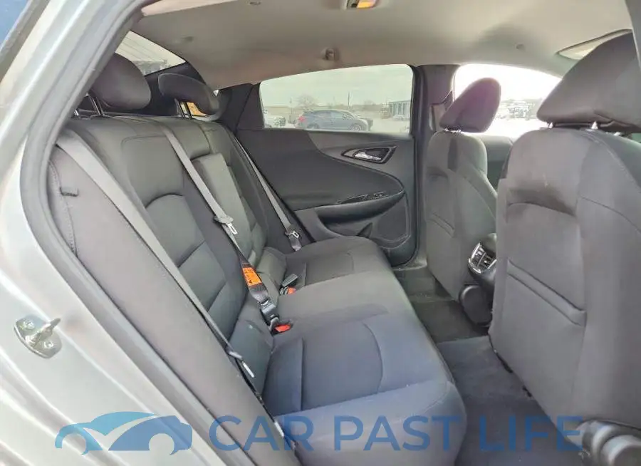 1G1ZD5ST8NF156672# 10
