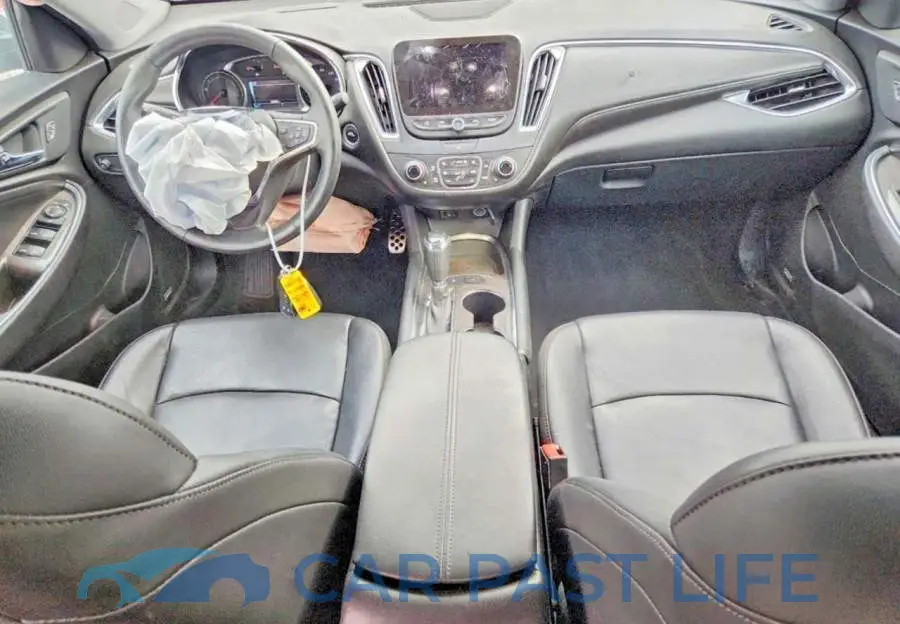1G1ZJ5SU4HF242633# 8