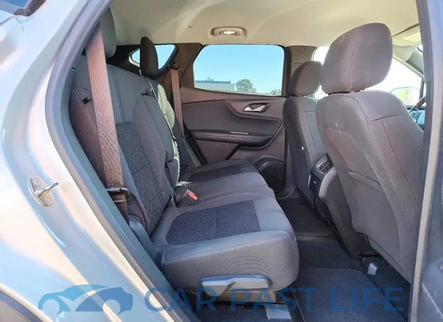 3GNKBHRS2LS702301# 11
