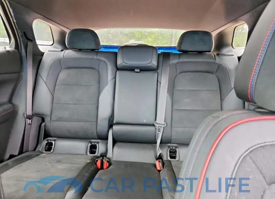 3GNKDCRJ7RS172887# 10