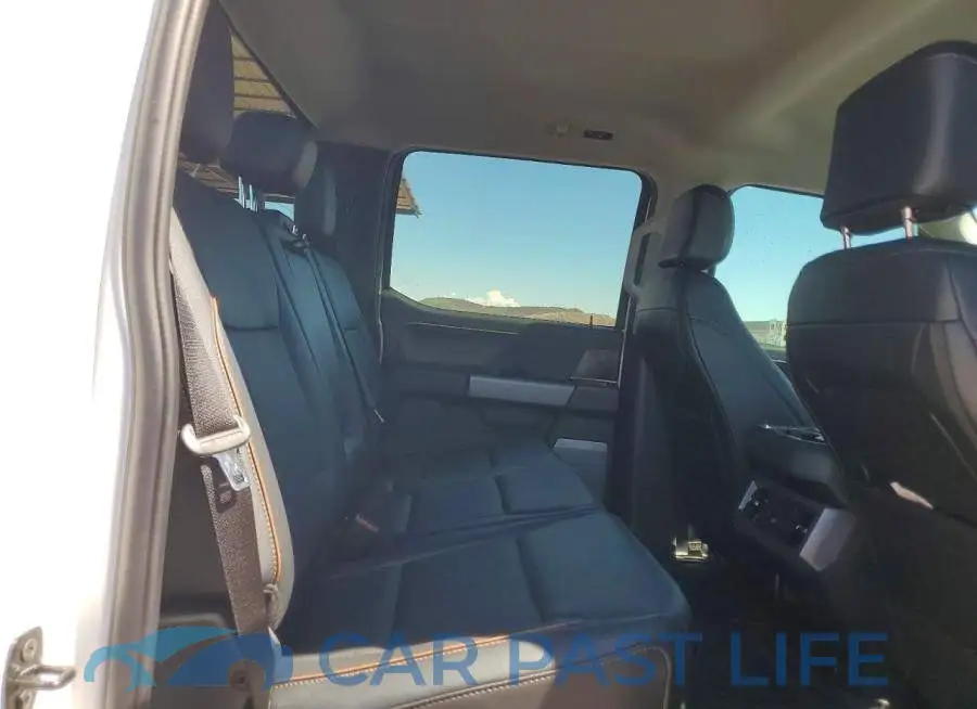 1FT8W2BM3SED33733# 10
