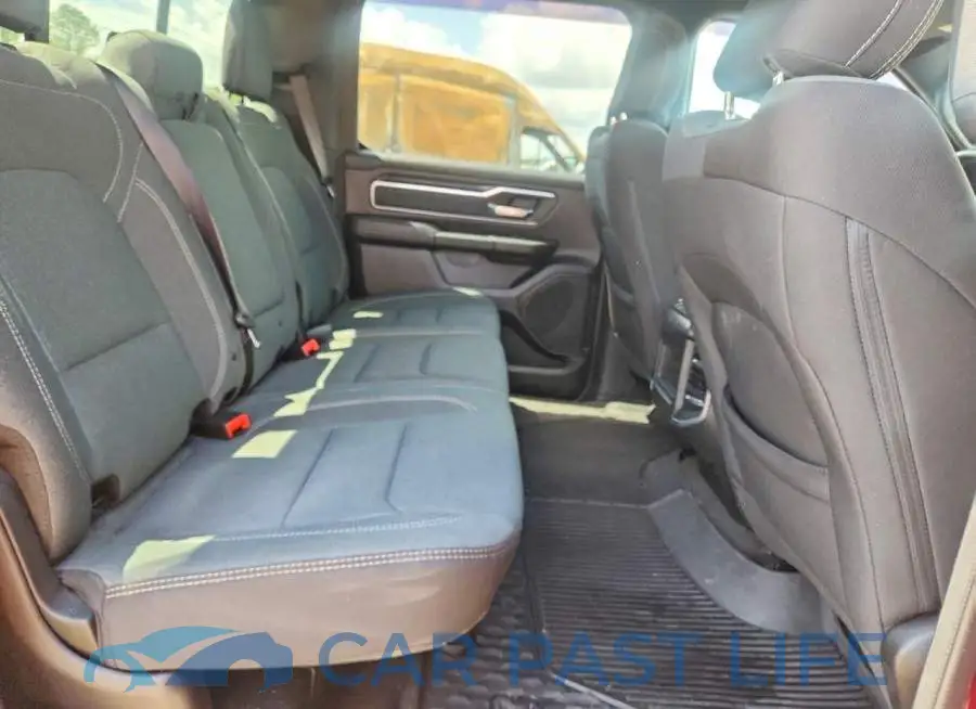 1C6SRFFT8NN402031# 10