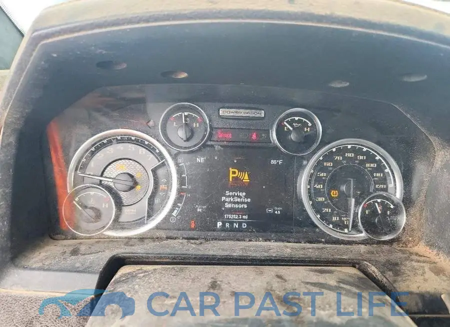 3C6TR5EJ8HG771452# 9