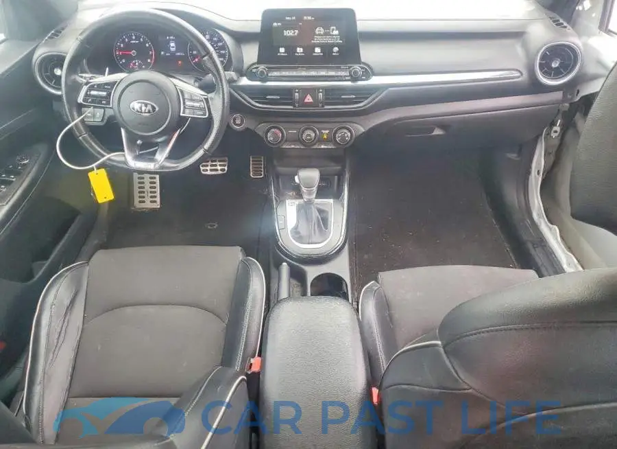 3KPF34AD1ME305899# 8