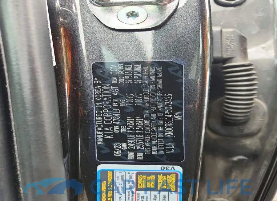 KNDCR3L14P5073426# 12