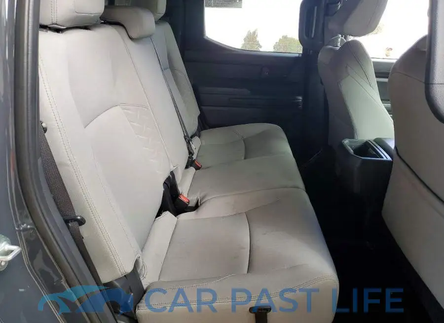 3TYLB5JN7RT006620# 10