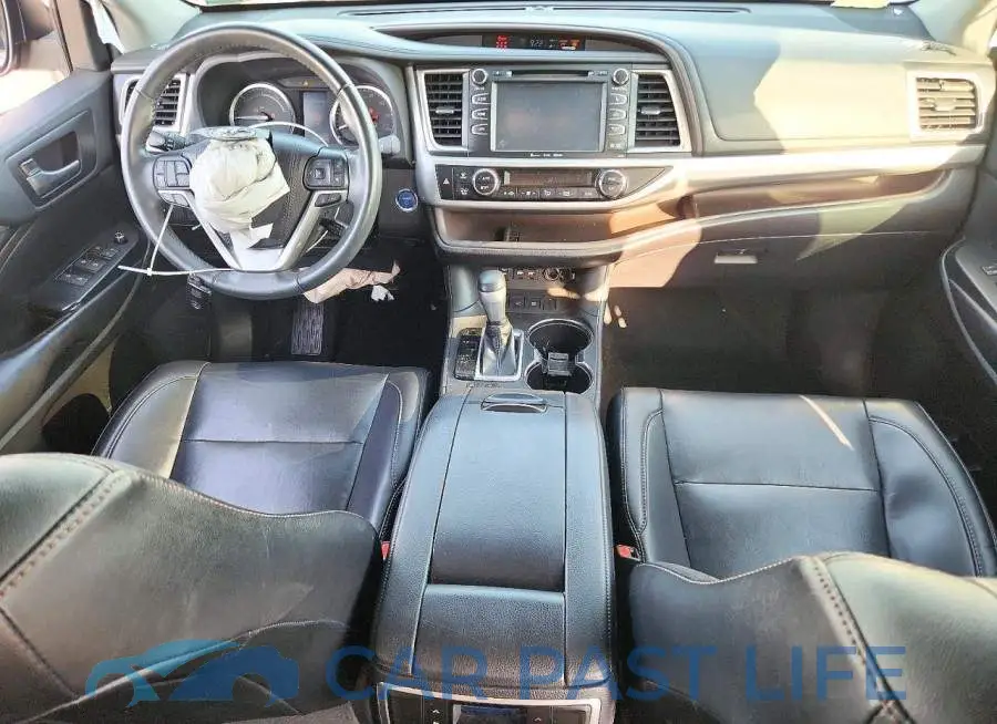 5TDJGRFH9KS072235# 8