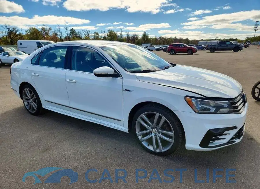 1VWDT7A33HC015559# 4