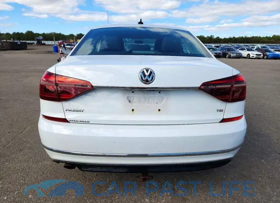 1VWDT7A33HC015559# 6