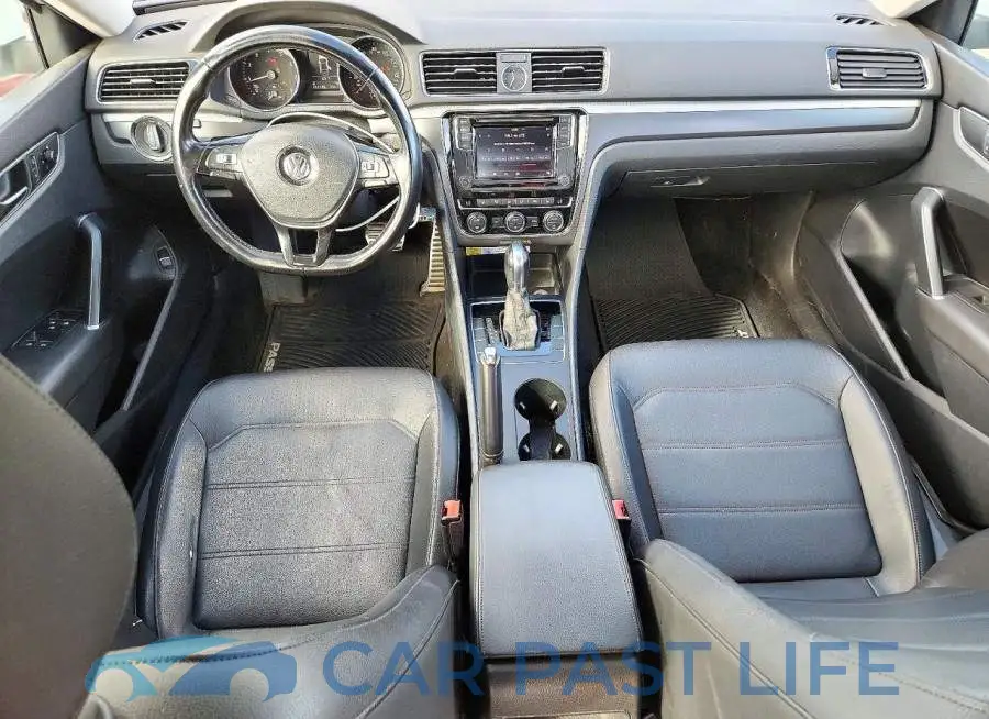 1VWDT7A33HC015559# 8