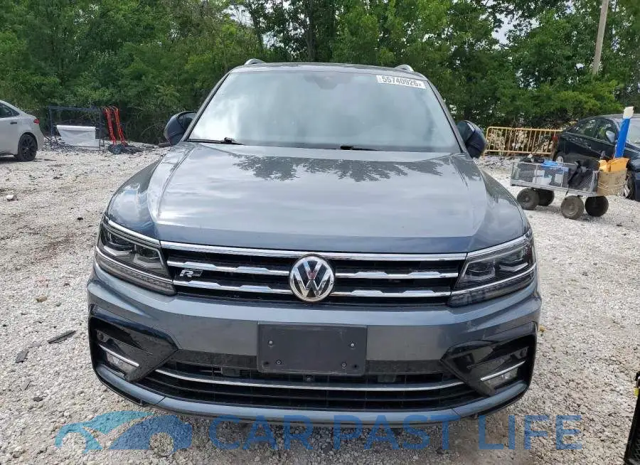 3VV4B7AX2KM194886# 5
