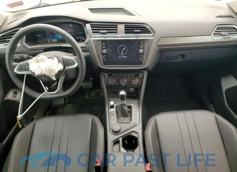 3VVAB7AX2RM233828# 8