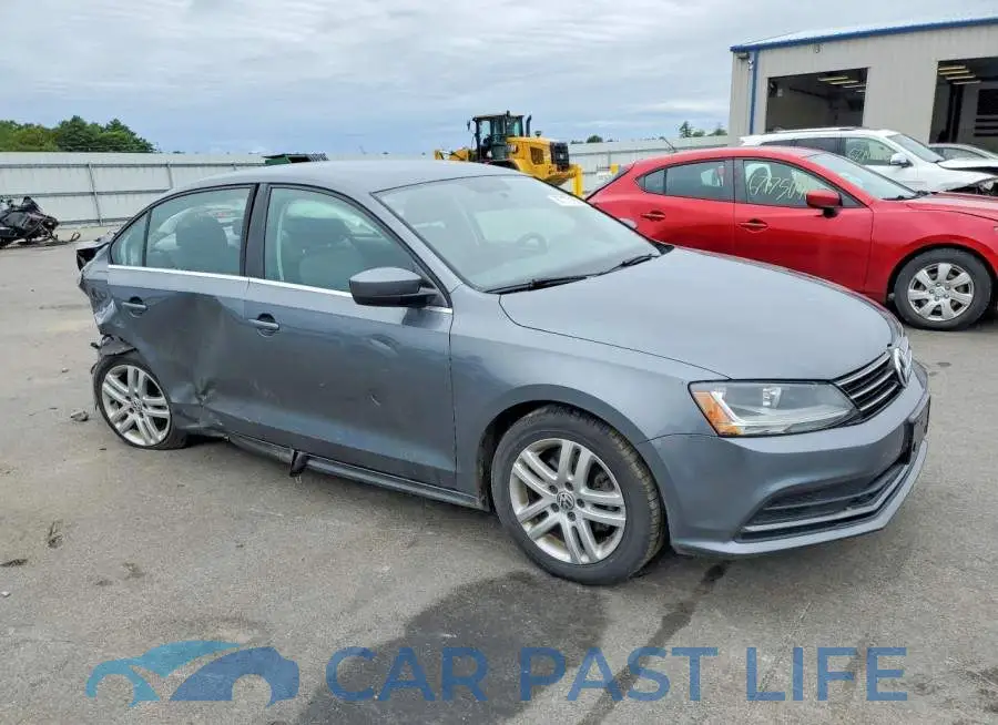 3VW2B7AJ4HM206611# 4