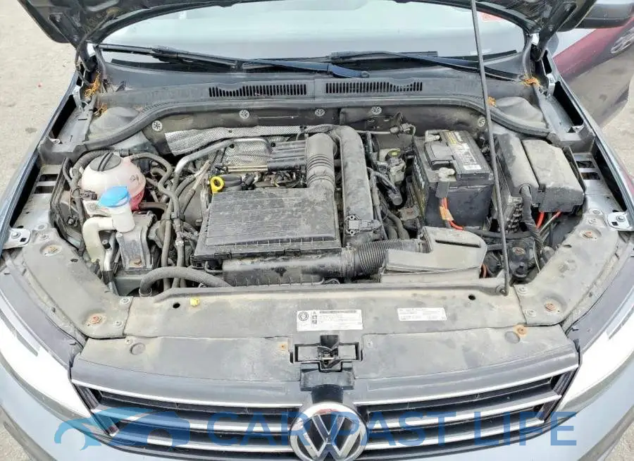 3VW2B7AJ4HM206611# 11