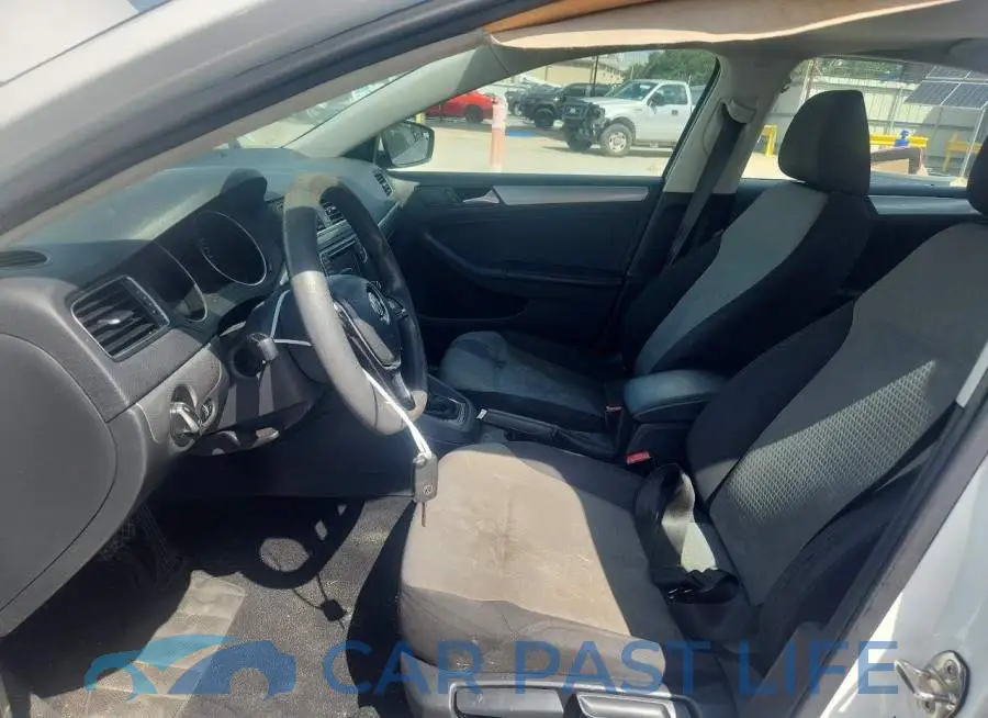 3VW2B7AJ7HM290309# 7