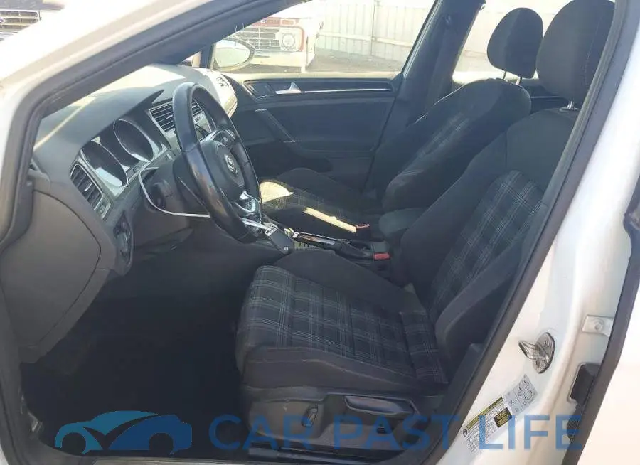 3VW447AU5HM073354# 7