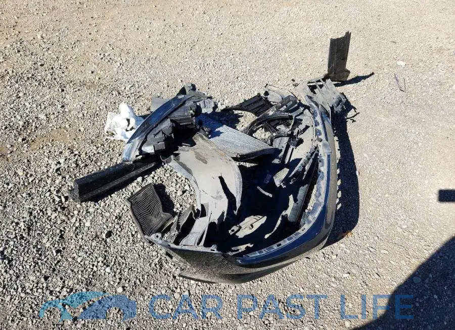3VW5T7AU2LM004170# 13
