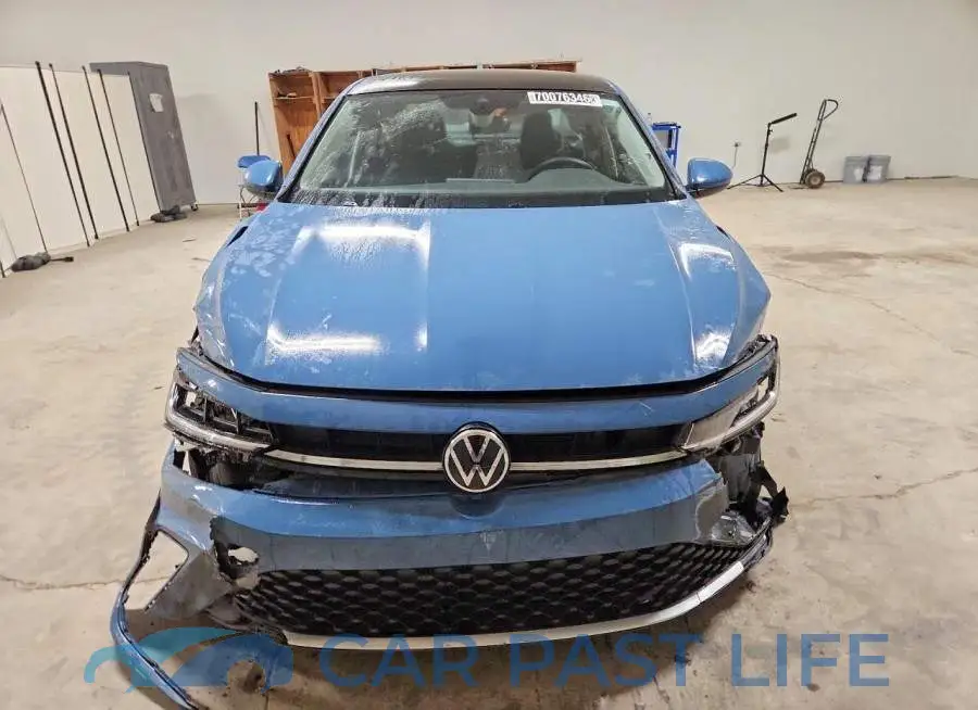3VW7W7BU8TM029301# 5