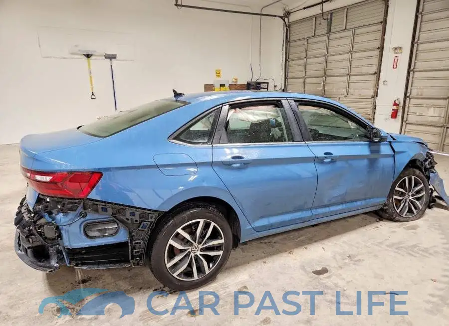 3VW7W7BU8TM029301# 3