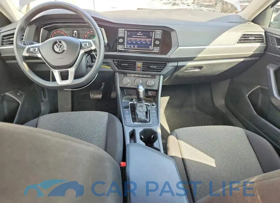 3VWCB7BU3KM248983# 8