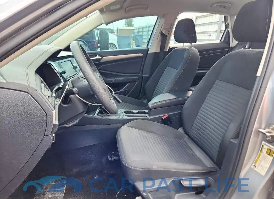 3VWCM7BU7NM005823# 7