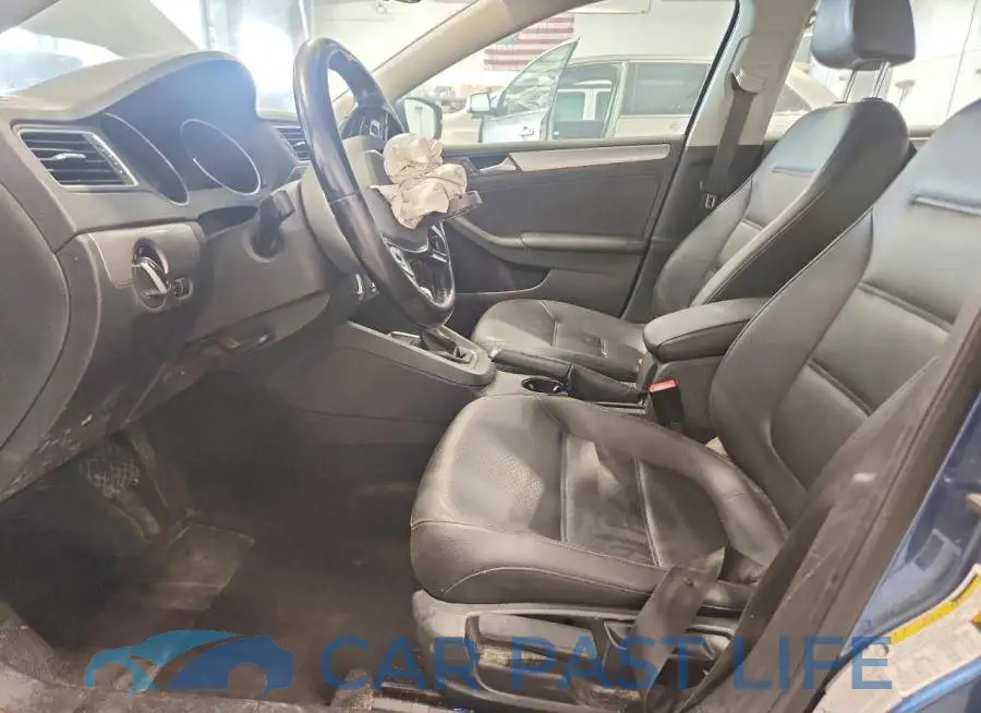 3VWDB7AJ1HM246038# 7