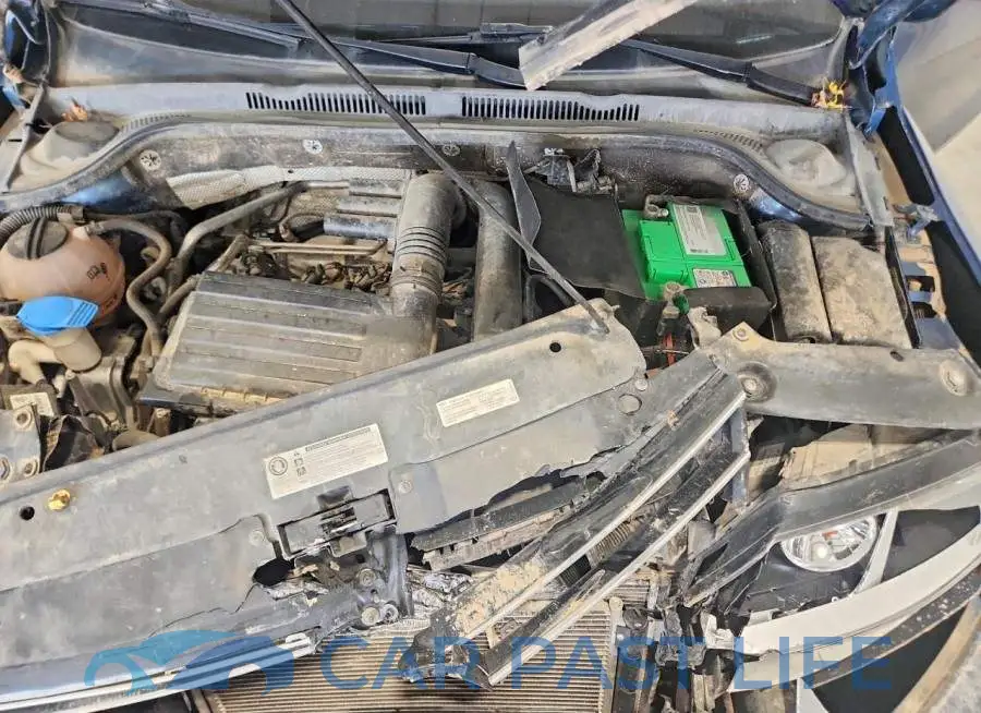 3VWDB7AJ1HM246038# 11