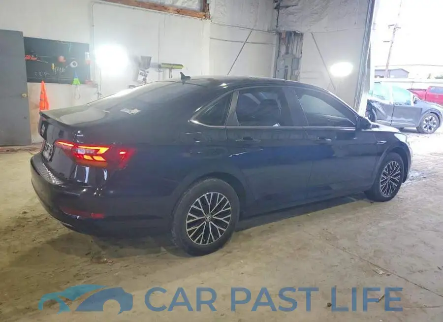 3VWEB7BU9KM186983# 3