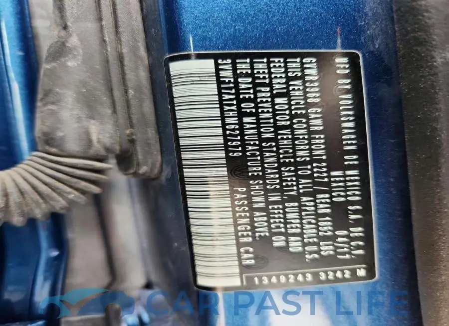3VWF17ATXHM627979# 12