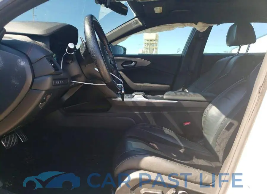 19UUB5F59NA003672# 7