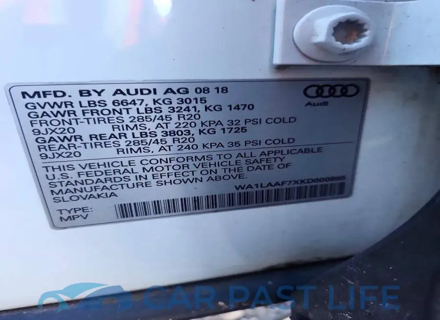 WA1LAAF7XKD000985# 14