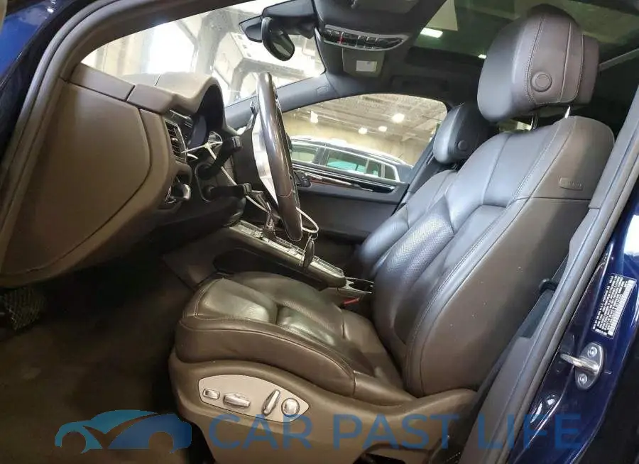 WP1AA2A55JLB12055# 7