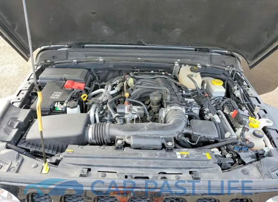 1C4HJXDG1MW801135# 12