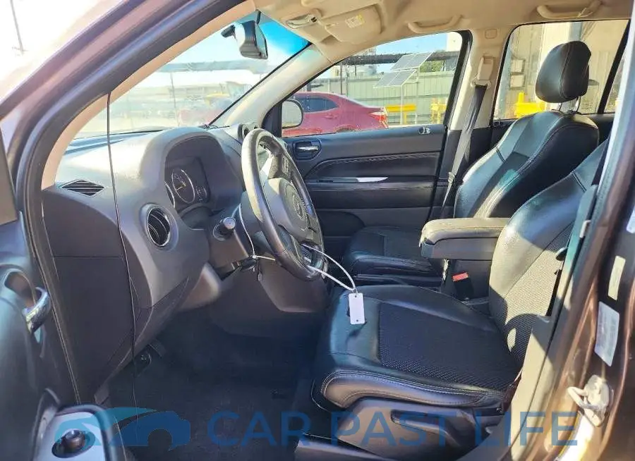 1C4NJDEB3HD204655# 7