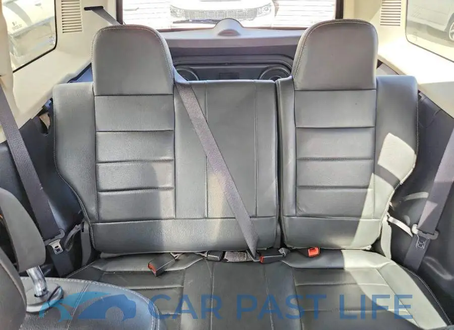 1C4NJRFB4HD100574# 10