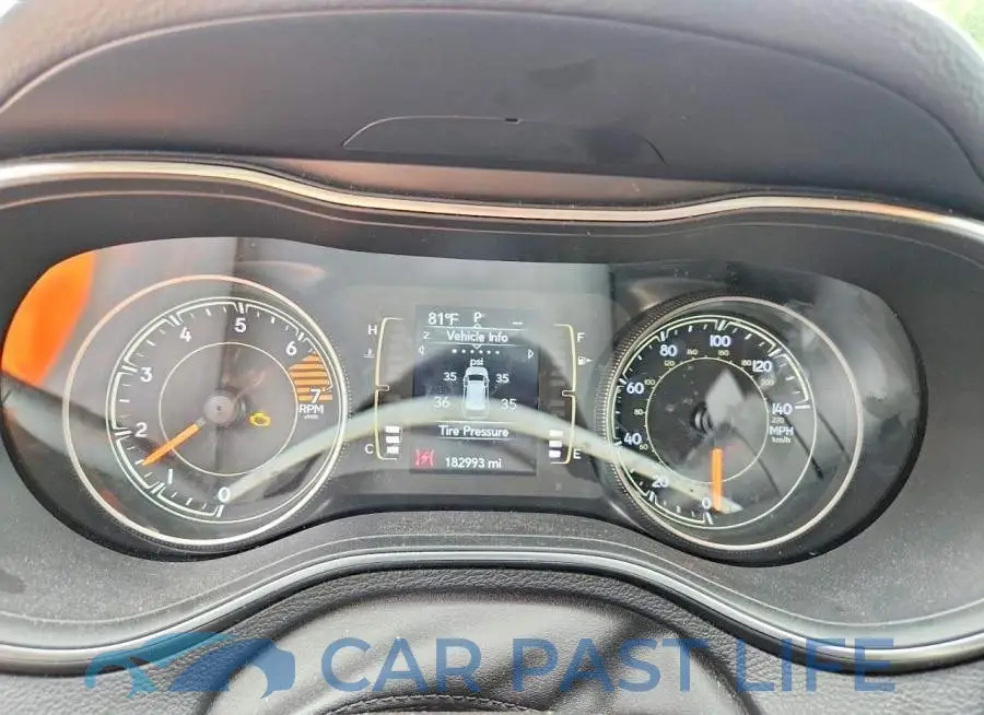 1C4PJLCB7KD114518# 9