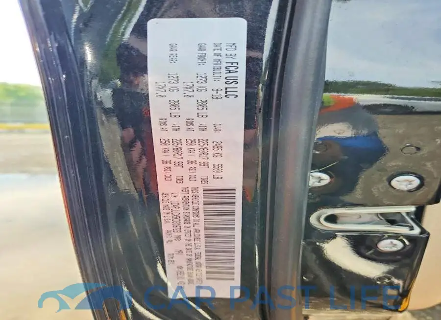 1C4PJLCX5KD316723# 13