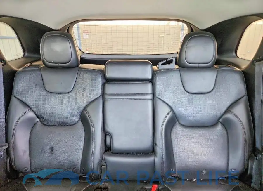 1C4PJMDX9KD309925# 10
