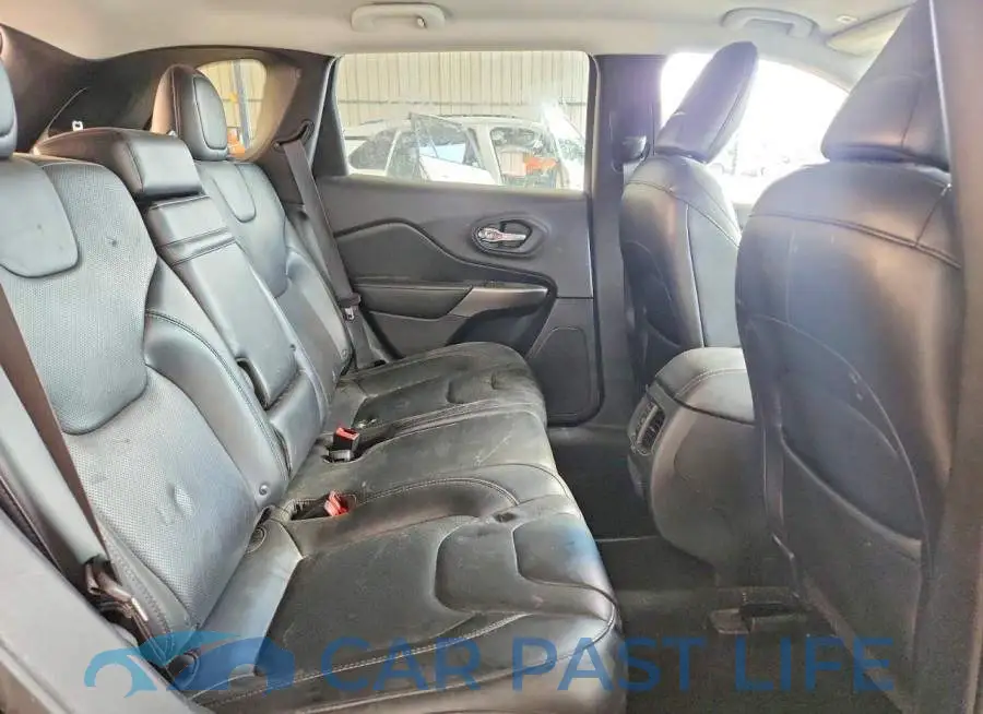1C4PJMDX9KD309925# 11