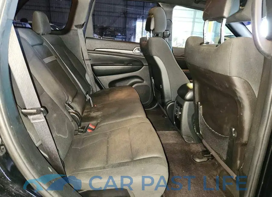 1C4RJEAG4HC716424# 11