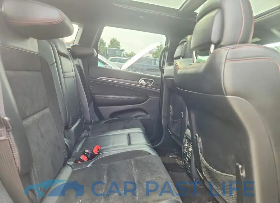 1C4RJFLT3HC719735# 11