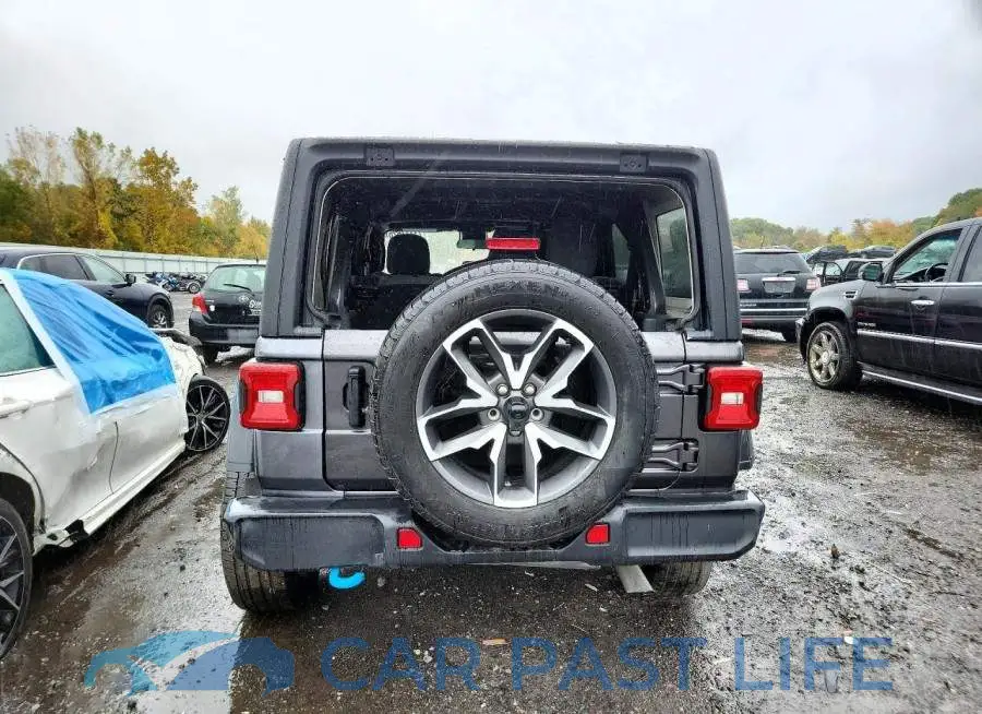 1C4RJXN63RW356172# 6