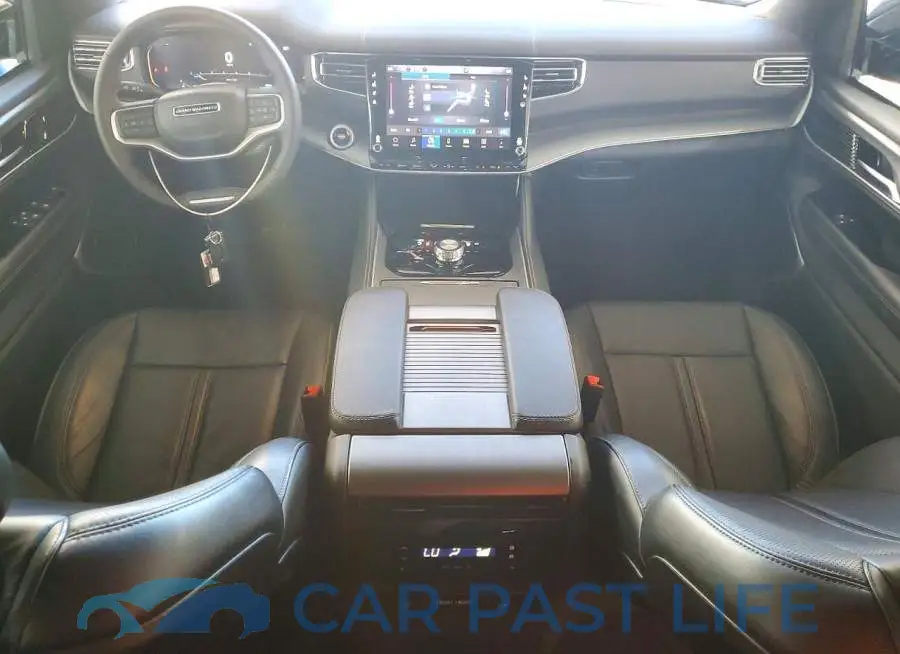 1C4SJVBP9TS158178# 8
