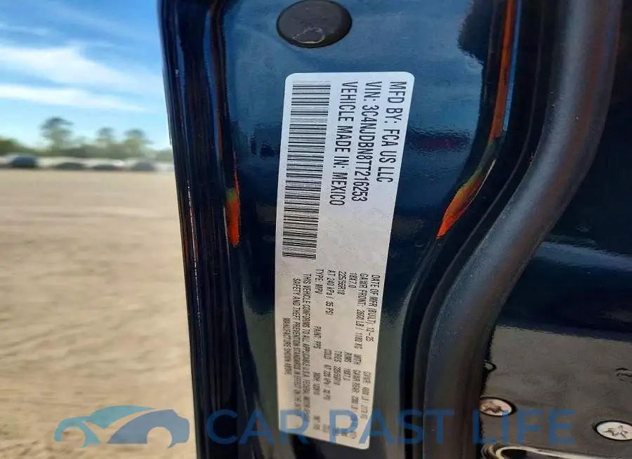3C4NJDBN8TT216253# 13