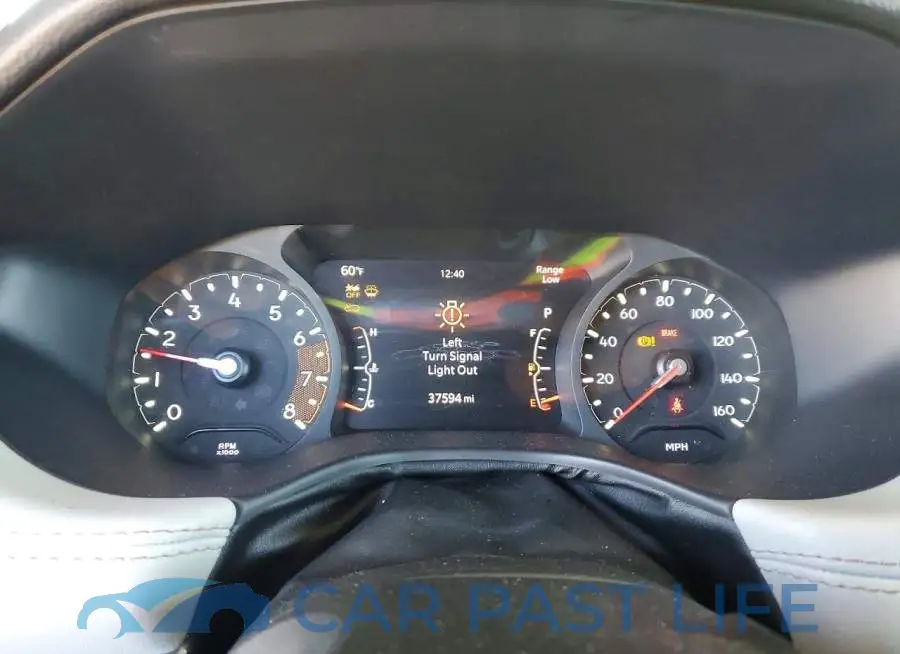 3C4NJDCN9ST550370# 9